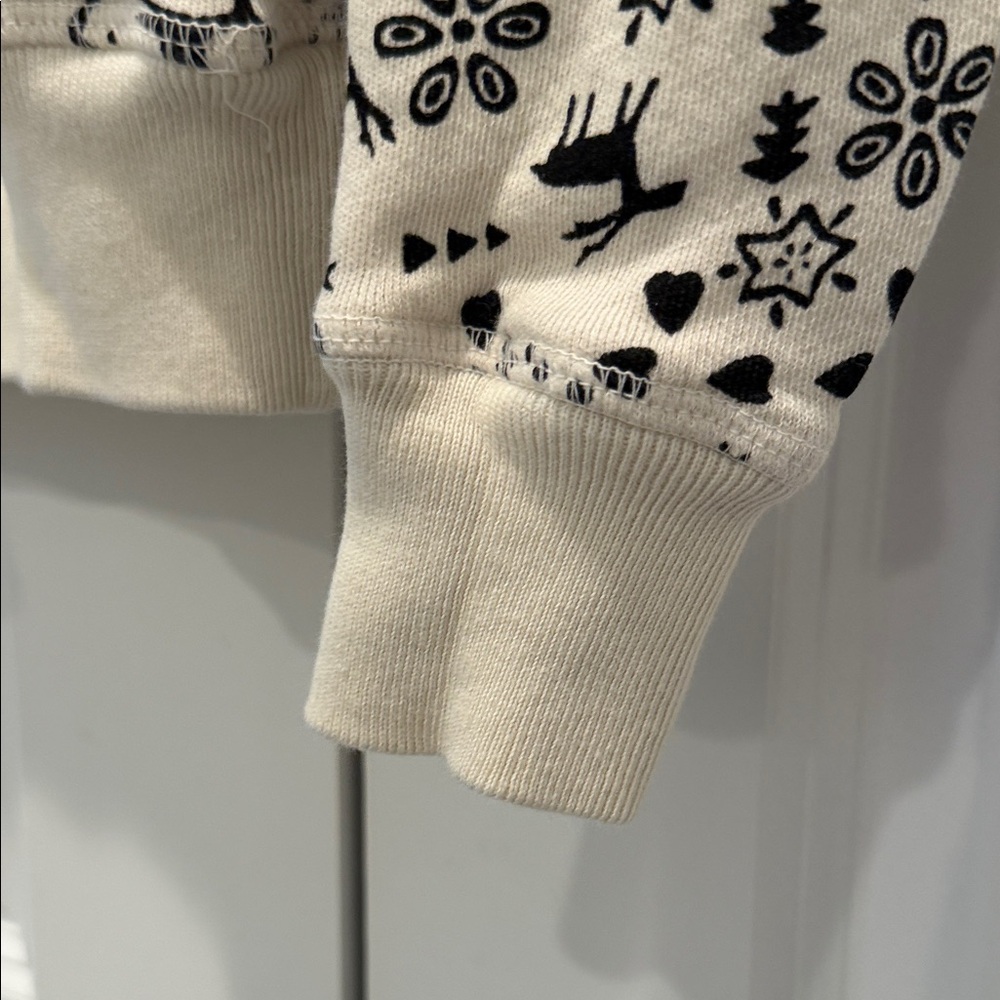 THE GREAT. Black and Cream Patterned Holiday Christmas Sweatshirt Neutral, 0 - Picture 4 of 5